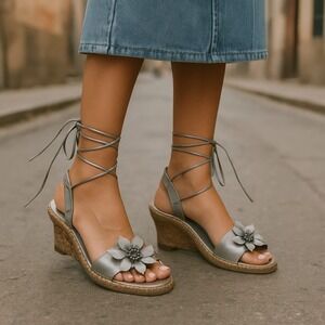 Mikala Silver Wedge Sandals Flower Ankle‎ Tie Espadrille Brazil Shoes Size 8